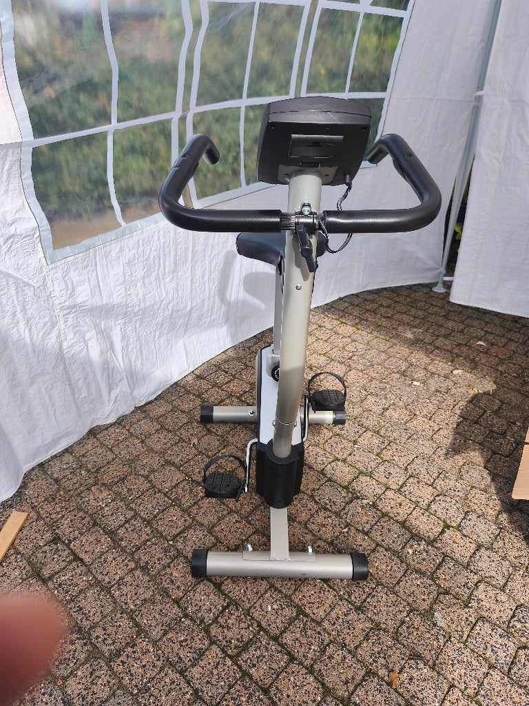 Hometrainer, Sports & Fitness, Jambes, Enlèvement, Utilisé, Vélo d'appartement