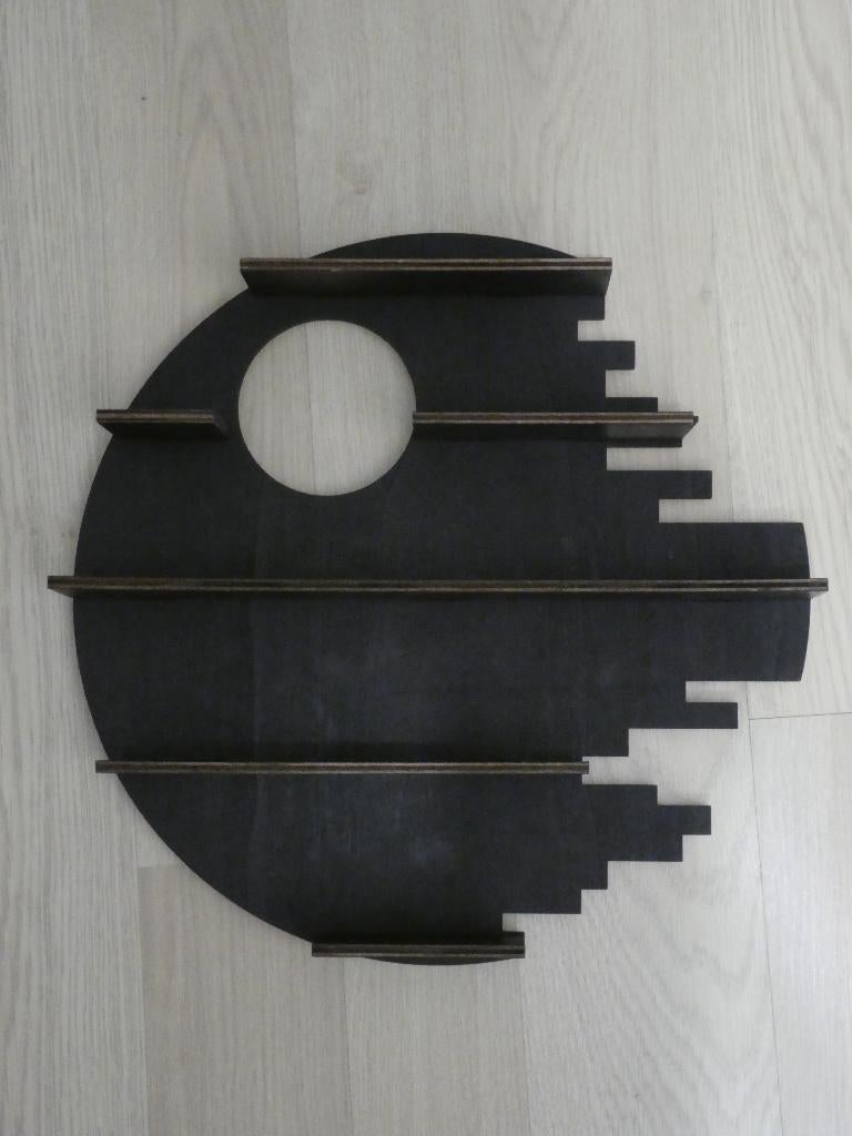 Houten Star Wars Death Star Display, Verzamelen, Ophalen of Verzenden, Nieuw, Gebruiksvoorwerp