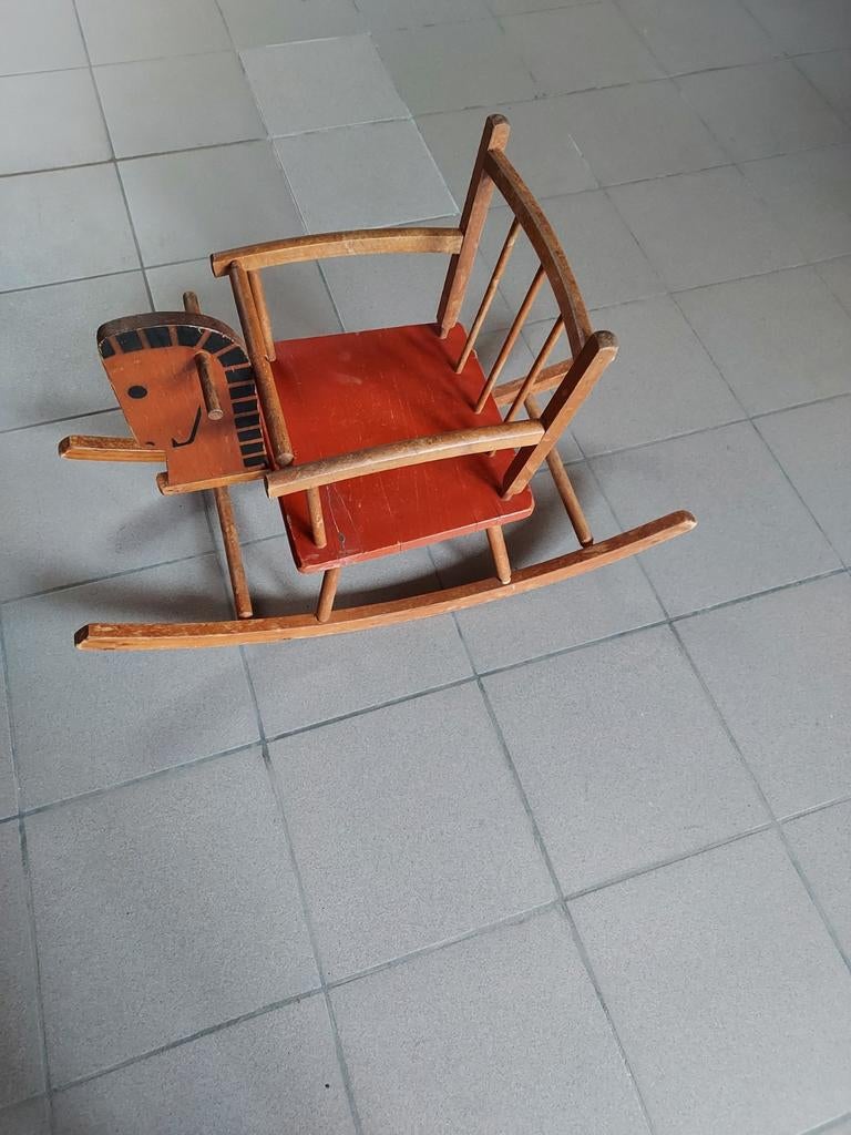 Hobbelpaard, Ophalen