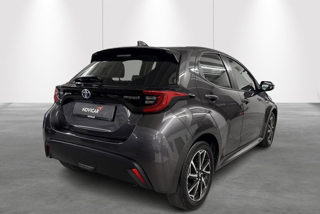 Toyota Yaris 1.5 VVT-ie Dynamic CVT, Stof, Gebruikt, 1070 kg, 5 zetels