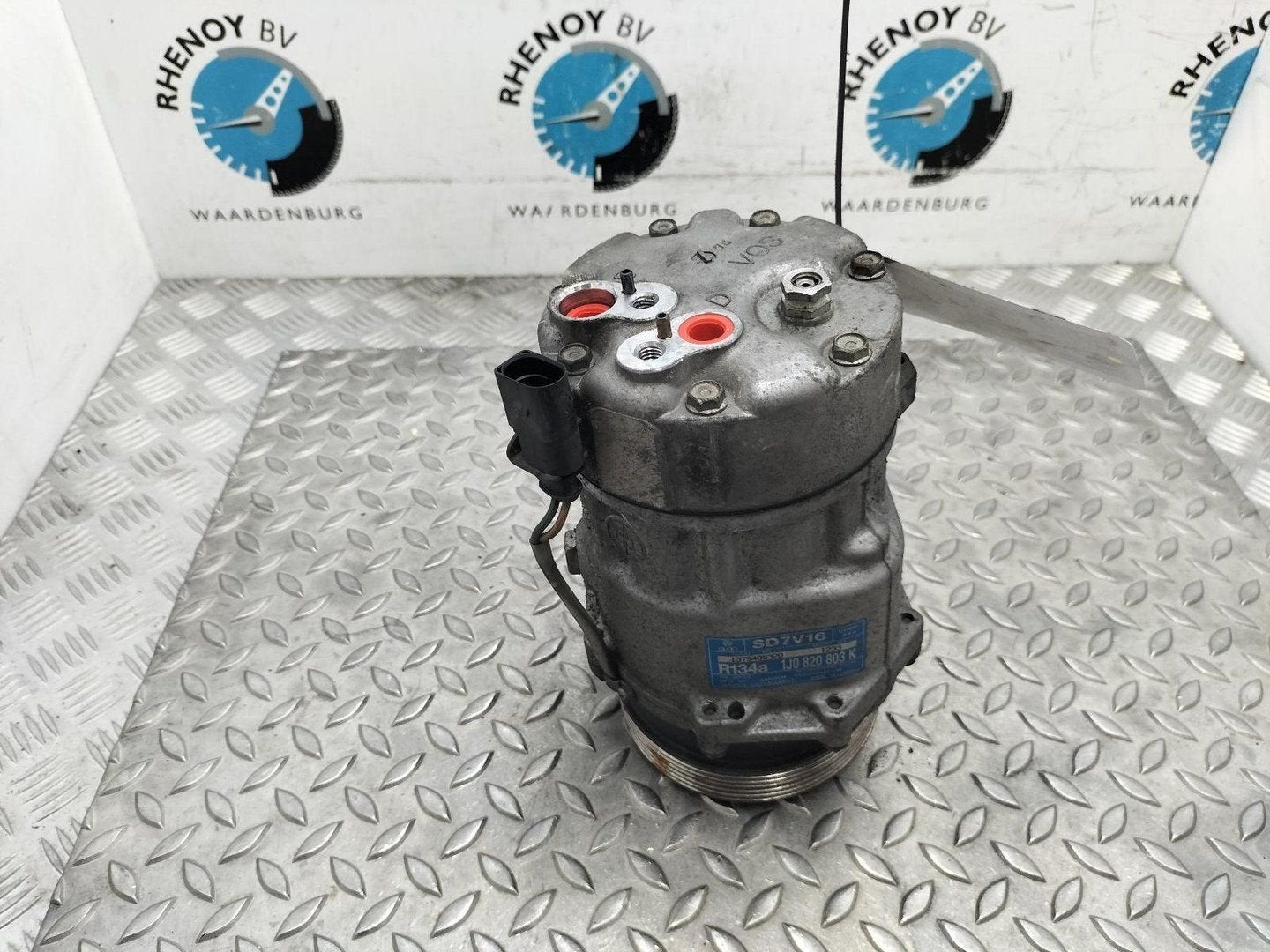 VOLKSWAGEN BEETLE 1Y1.9 TDI Highline  AIRCO COMPRESSOR / AIR, Ophalen of Verzenden, Gebruikt, Stiba lid