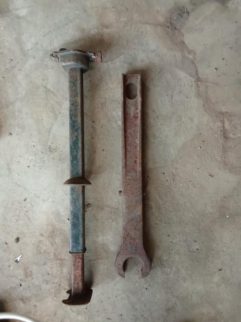 Cric Peugeot J7 J9, Enlèvement, Peugeot