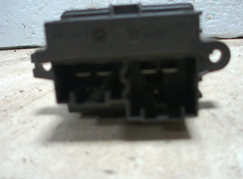 KACHELWEERSTAND Opel Astra J (PC6 / PD6 / PE6 / PF6), Gebruikt, Opel, Opel Automobile GmbH, Kontakt-opel@opel.com
