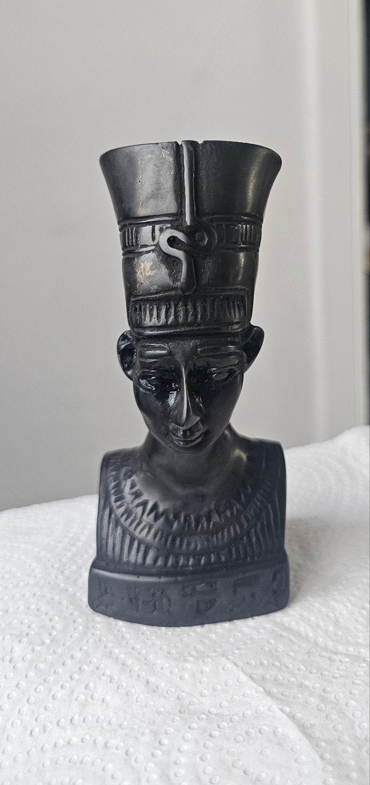 Egyptisch beeldje, Ophalen