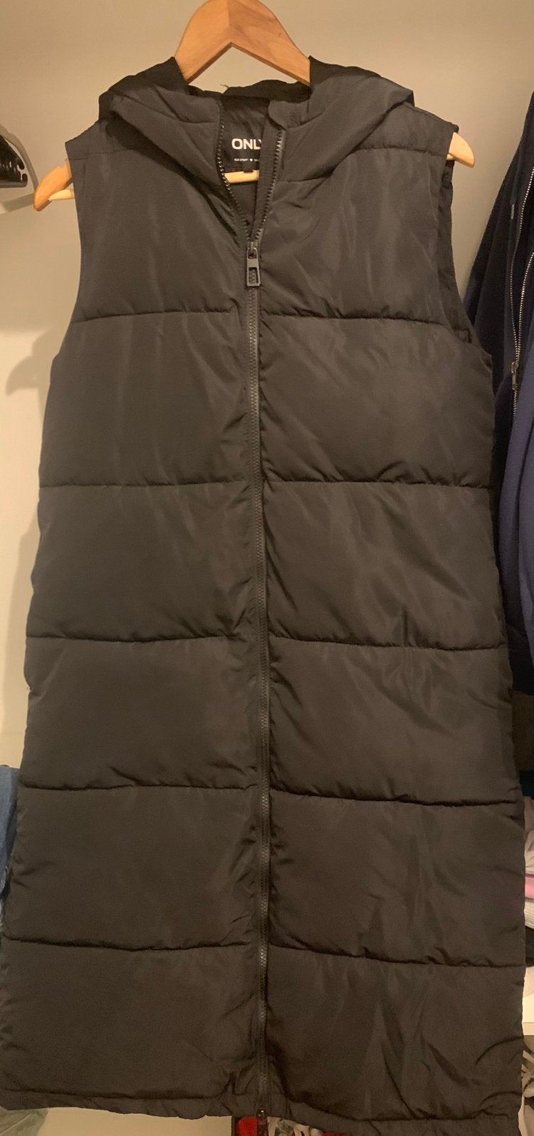 Lange bodywarmer, Ophalen, Zo goed als nieuw, Maat 36 (S), Zwart