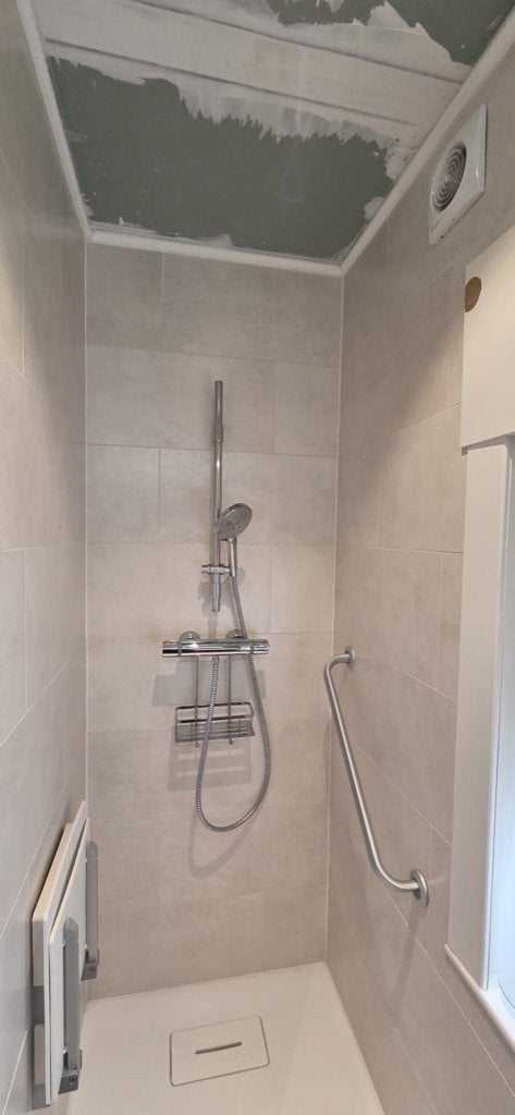 Badkamer, Huis en Inrichting, Ophalen, Nieuw, Met douche