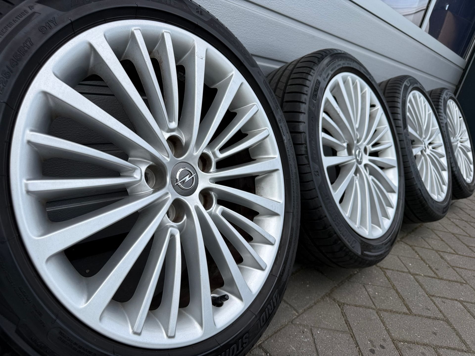Origi 17" Opel Astra J Astra K Ampera-e velgen zomerbanden, Auto-onderdelen, Gebruikt, -, -, Banden en Velgen