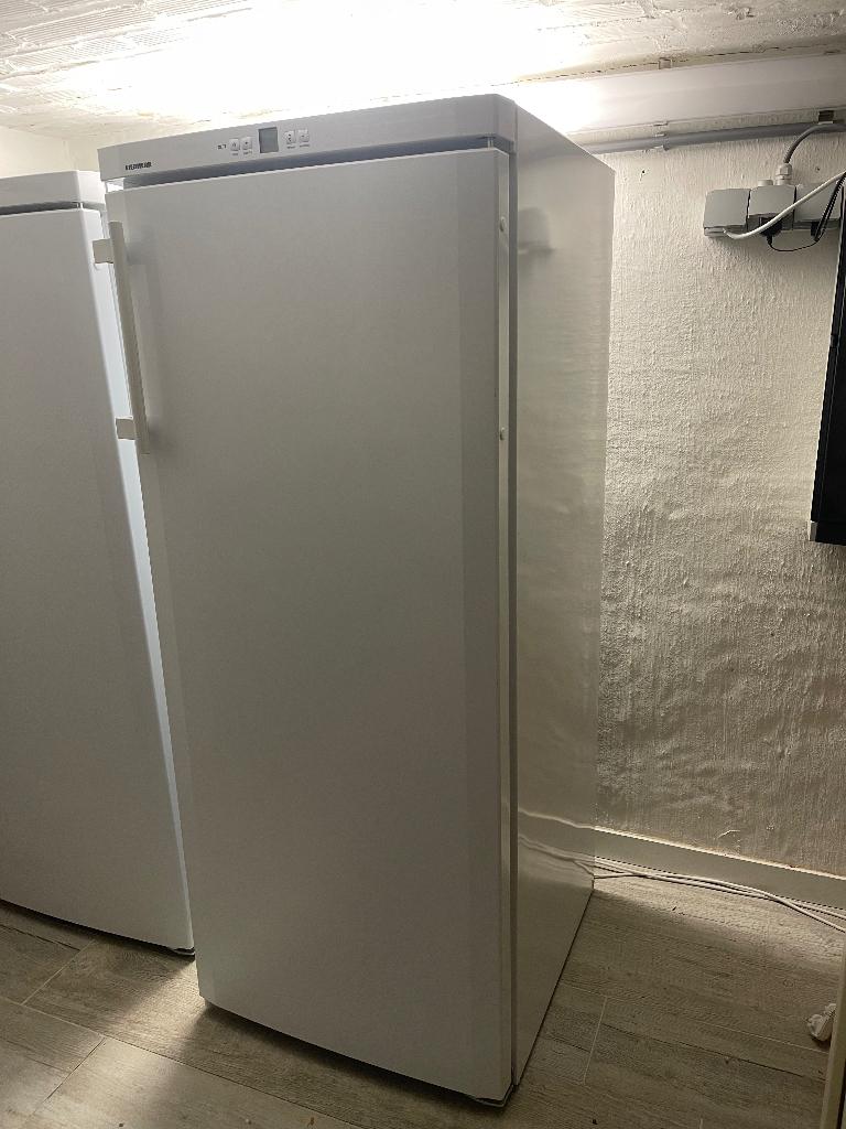 Liebherr koelkast recent model, Elektronische apparatuur, Koelkasten en IJskasten, Ophalen, 150 tot 200 liter, Zonder vriesvak