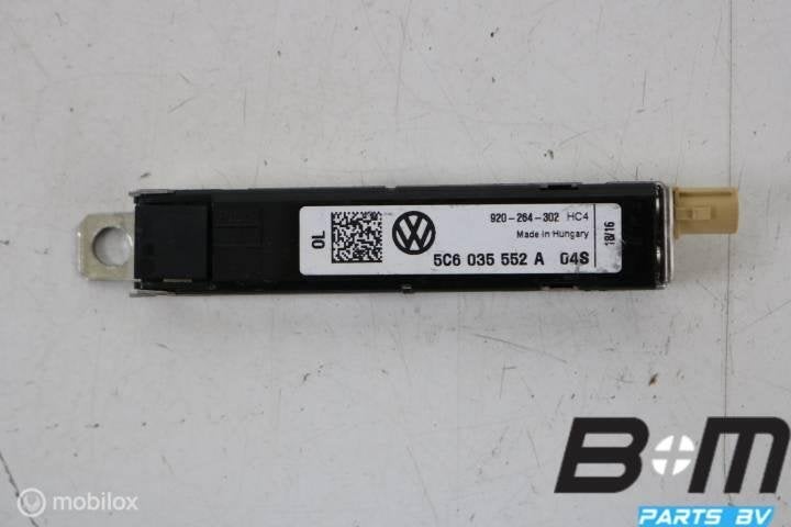 Antenneversterker links VW Jetta 5C 5C6035552A, Utilisé