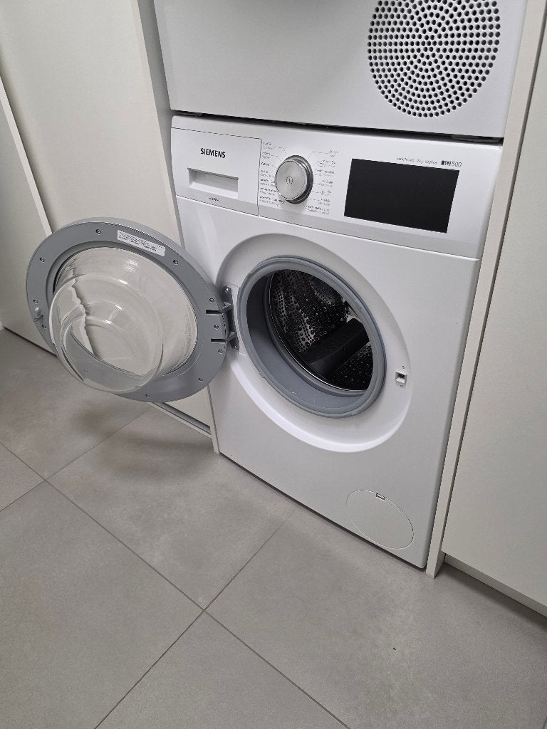 Siemens iQ500 Wasmachine (8 kg, 1400 tpm, i-Dos), Ophalen, 1200 tot 1600 toeren, Gebruikt, 8 tot 10 kg
