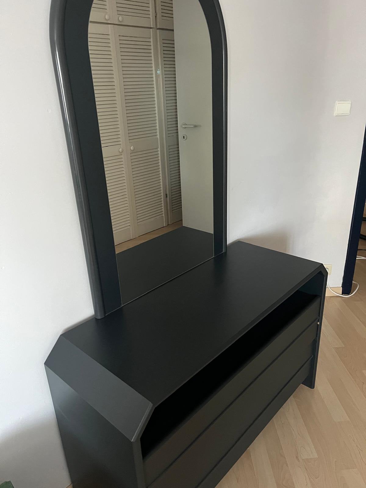 Gratis commode ladekast donkergrijs, Huis en Inrichting, Ophalen, Zo goed als nieuw