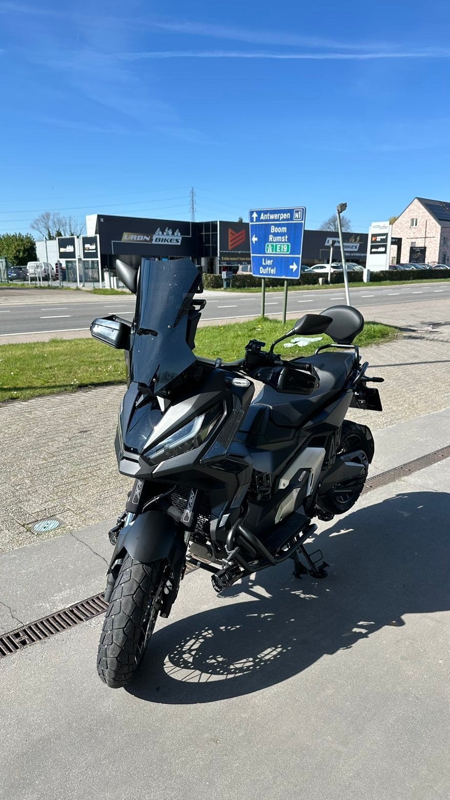 Honda X-ADV 750, Fietsen en Brommers, Brommers | Honda, Ophalen, Zo goed als nieuw