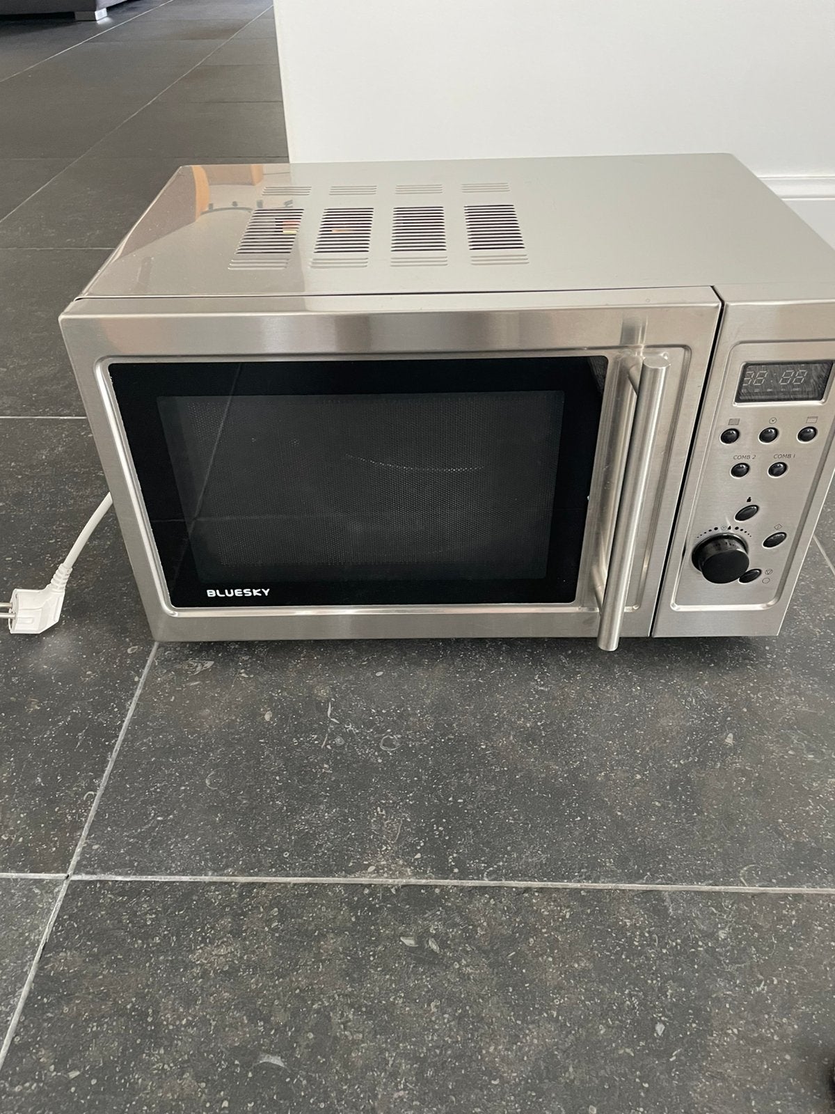 Microgolf oven bluesky, Enlèvement, Utilisé, 45 à 60 cm, Gril