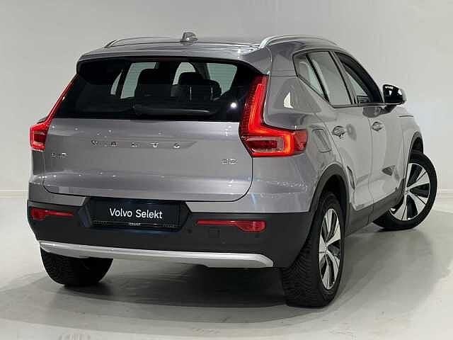 Volvo XC40 B3 Mild-hybride + LEDER/PDC VOOR EN ACHTER, Autos, Volvo, Argent ou Gris, Achat, Euro 6, Entreprise