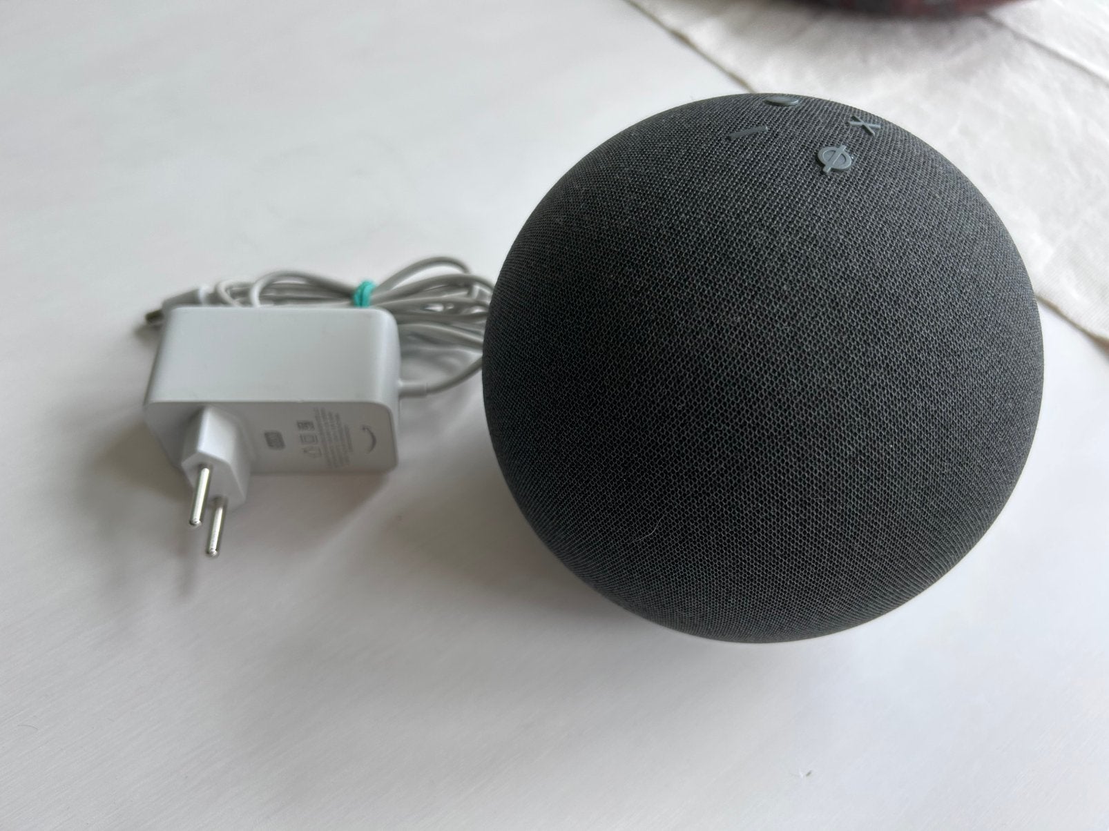 Alexa Echo Dot Max 2022, Telecommunicatie, Mobiele telefoons | Telefoon-opladers, Ophalen of Verzenden, Gebruikt, Overige merken