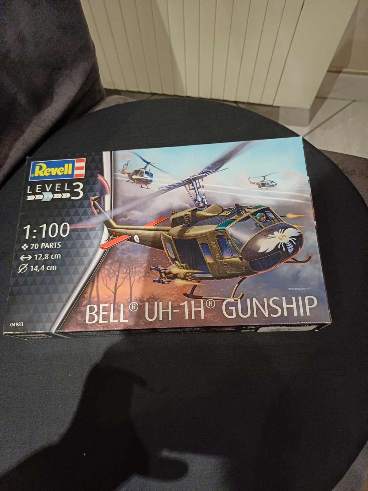 Revell BELL UH - 1 H Gunship échelle 1:100, Enlèvement ou Envoi, Comme neuf, Hélicoptère, 1:200 ou moins