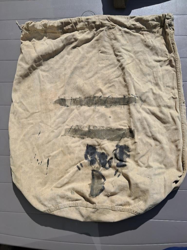 Sac a linge us ww2 nominatif, Collections, Envoi