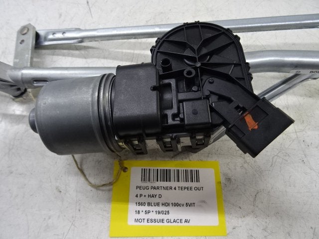 MOTEUR ESSUIE-GLACE AVANT Peugeot (0390241621), Kontakt-peugeot@peugeot.com, Utilisé, Peugeot Deutschland GmbH, Bahnhofsplatz
65423  Rüsselsheim, DE