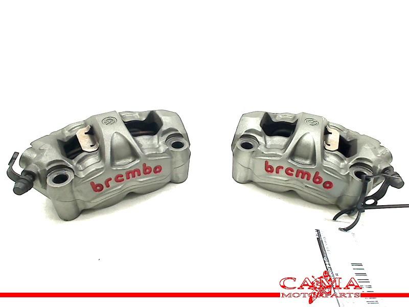 REMKLAUW RECHTS VOOR Monster 1200 R 2016-2019 (M1200), Dhr. S. di Majo, Gebruikt, Info@cama-motorparts.nl, P.J. Troelstraweg 8 8
3144 CX  MAASSLUIS, NL