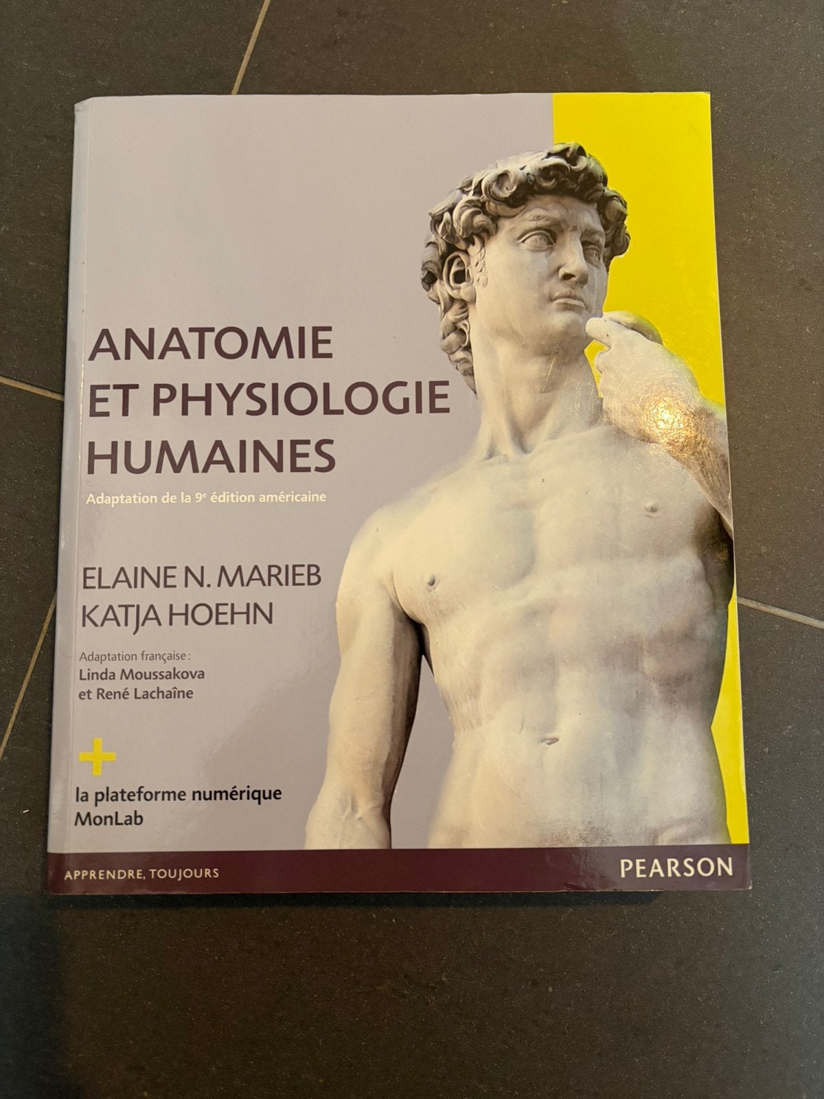 Anatomie et physiologie humaines, Livres, Enlèvement, Comme neuf