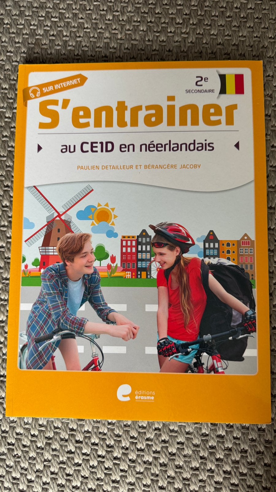 Livre pour preparer le CE1D neerlandais, Enlèvement, Comme neuf
