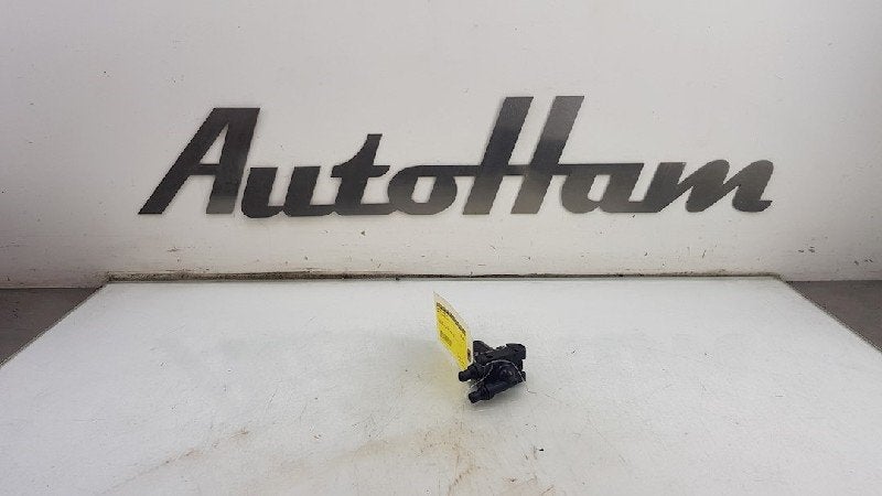 EXTRA EAU POMPE BMW 1 serie (F20) (|8514557|17128516510|), Utilisé, BMW, Petuelring 130
80809  München, DE, Bayerische Motoren Werke AG