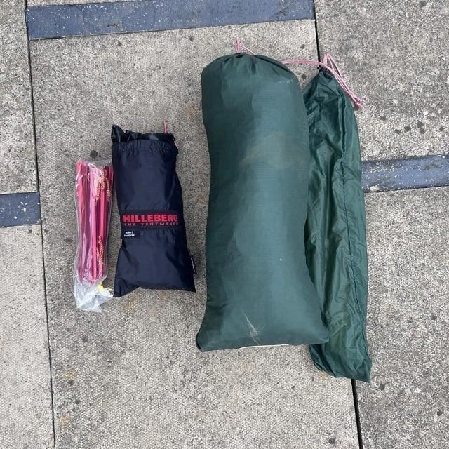 Hilleberg Nallo 2 tweepersoons 4-seizoenentent, Ophalen of Verzenden, Zo goed als nieuw, Tot en met 2