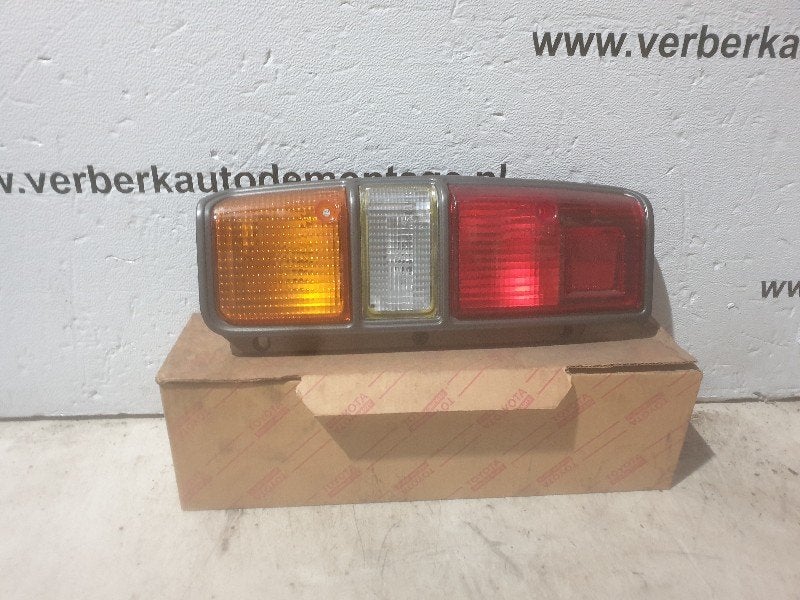 FEU ARRIÈRE DROIT Toyota Lite-ace (M3.V) (81551-95701), Neuf, Kundenbetreuung@toyota.de, Toyota, Toyota-Allee 2
50858  Köln, DE