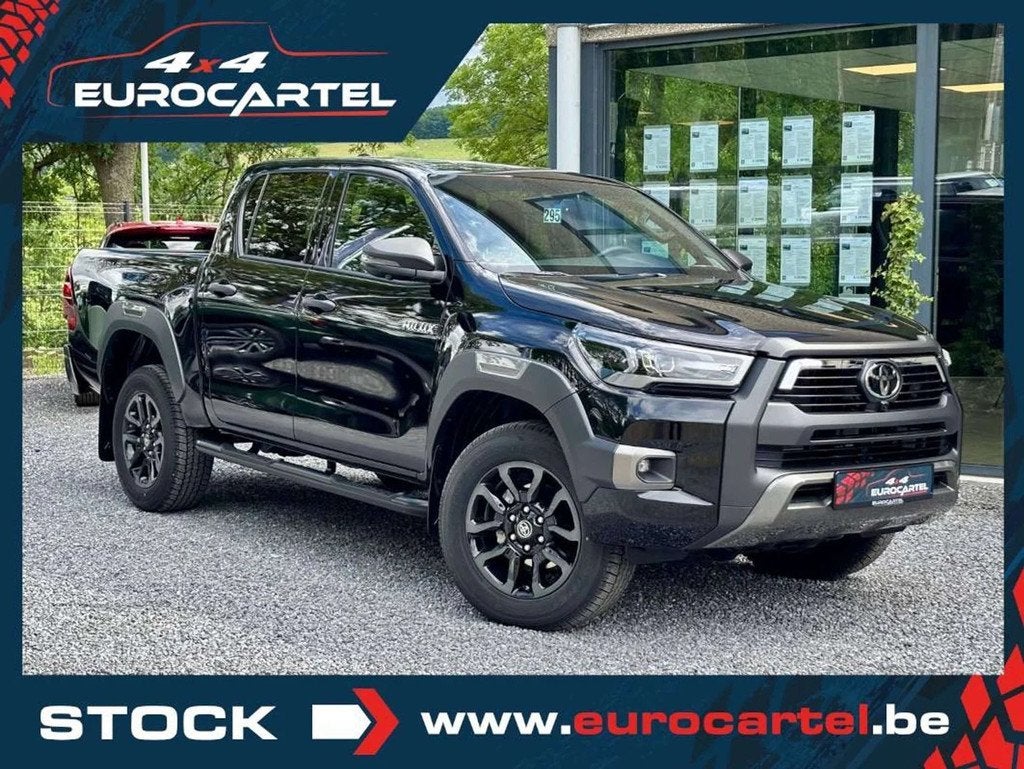 Toyota Hilux 2.8 D-4D 204 CV AUTO | INVINCIBLE | 51.900 €, Cuir, Achat, Entreprise, Noir