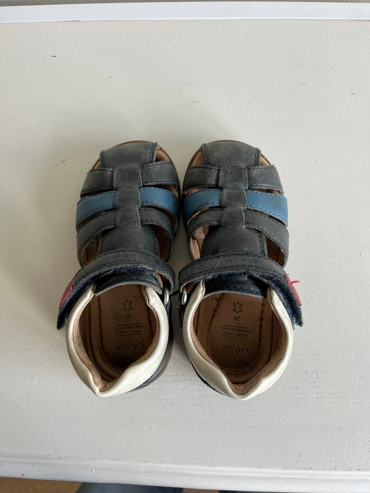 Sandalen Geox maat 25, Enfants & Bébés, Vêtements de bébé | Chaussures & Chaussettes, Garçon ou Fille, Bottines, Enlèvement, Utilisé
