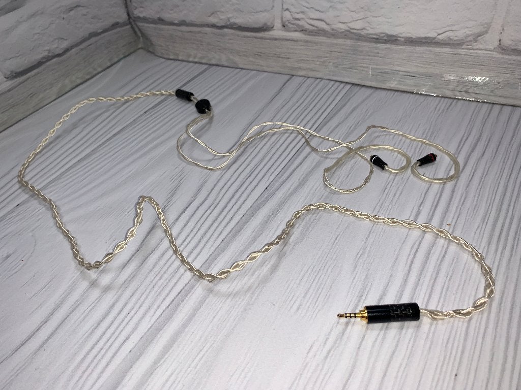 ISN Audio S4 MMCX - 2.5mm hoofdtelefoonkabel, Audio, Tv en Foto, Audiokabels en Televisiekabels, Verzenden, Zo goed als nieuw