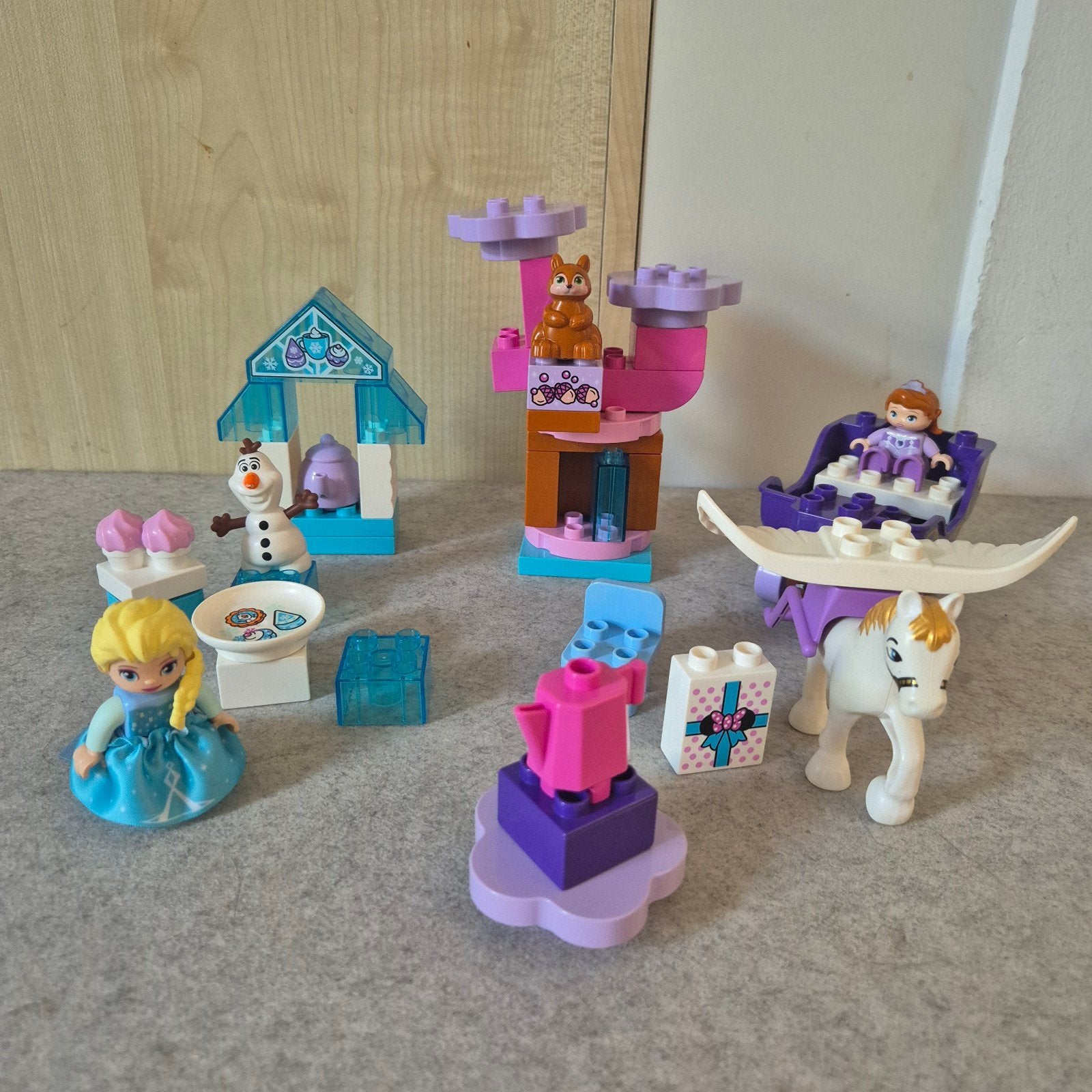 Duplo Disney koets met Sofia en Elsa's en Olaf's Tea party, Kinderen en Baby's, Speelgoed | Duplo en Lego, Ophalen of Verzenden