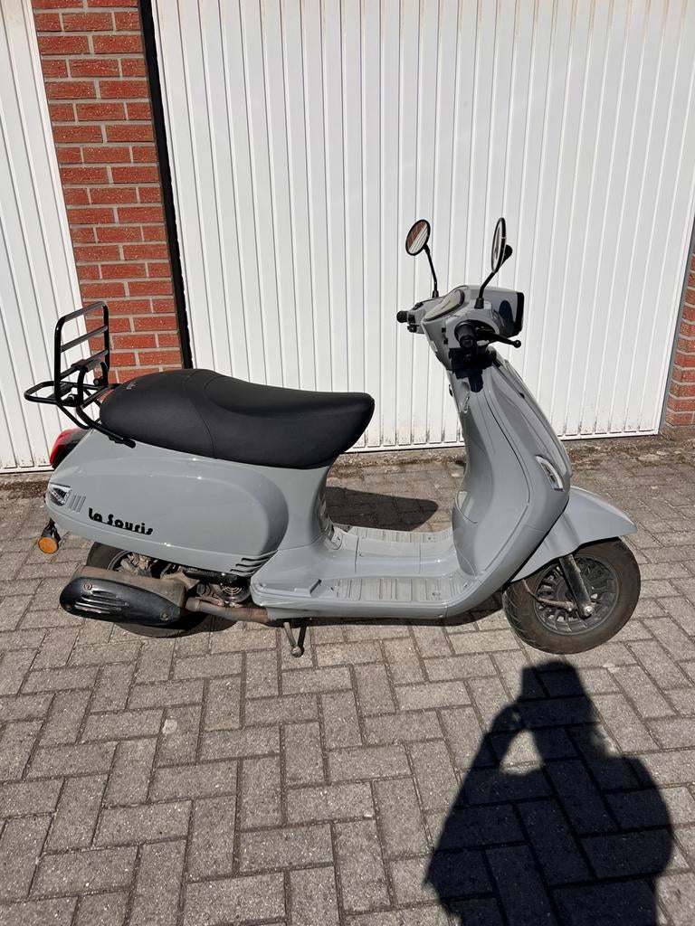 Scooter La Souris, Fietsen en Brommers, Ophalen, Zo goed als nieuw