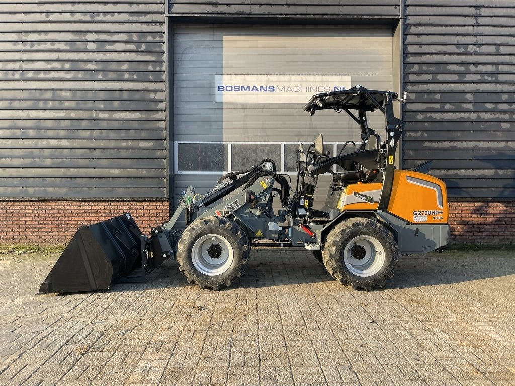 Giant G2700 X-TRA HD + minishovel NIEUW (pro inching - brede, Wiellader of Shovel