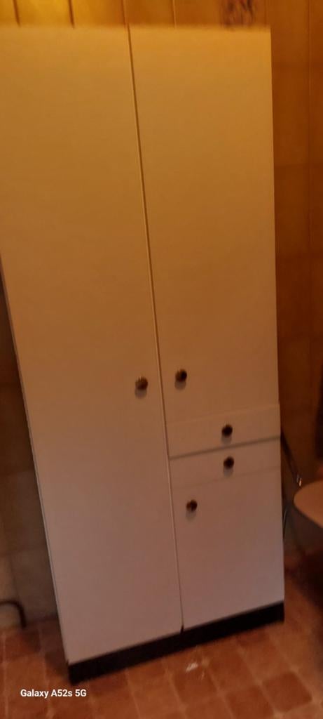 wit kast, Huis en Inrichting, Ophalen