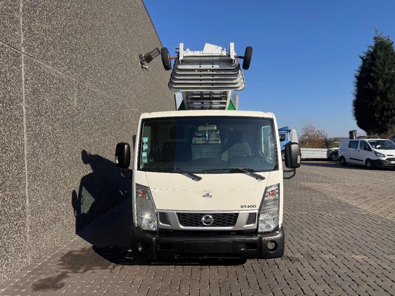 Nissan Cabstar NT 400 BOCKER HL30/1-7LH (bj 2017), Auto's, https://public.car-pass.be/vhr/d8cd5904-8d90-4b91-818a-555b265ce351