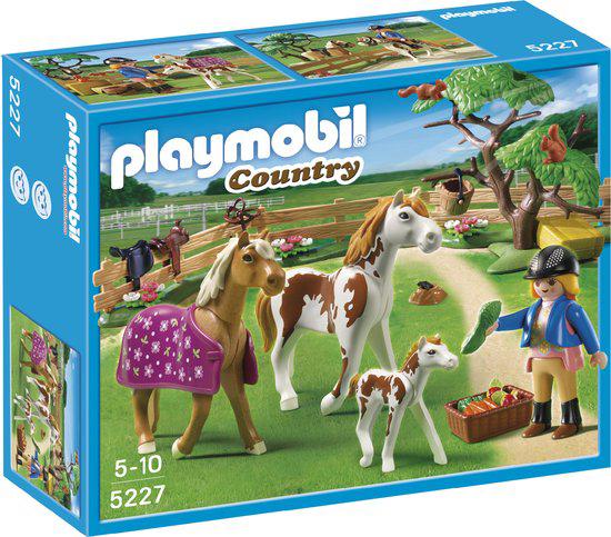 Playmobil 5227 paddock met paardenfamilie, Ophalen of Verzenden, Zo goed als nieuw