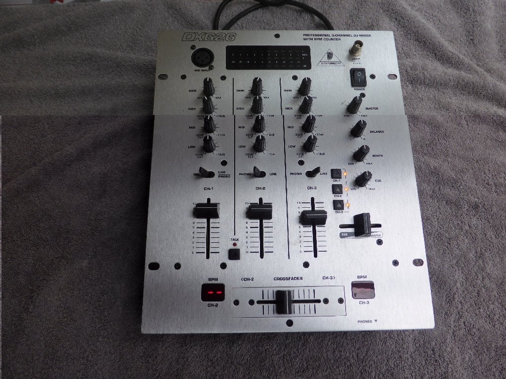 Behringer DX626 Professionele 3-kanaals mengpaneel, Musique & Instruments, Enlèvement ou Envoi, Utilisé, Moins de 5 canaux, Entrée micro
