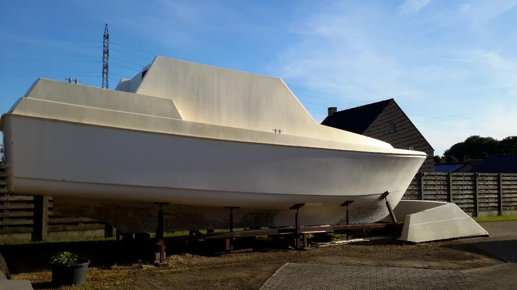 Casco Boot, Watersport en Boten, Motorboten en Motorjachten, Nieuw, Polyester, 9 tot 12 meter, Ophalen