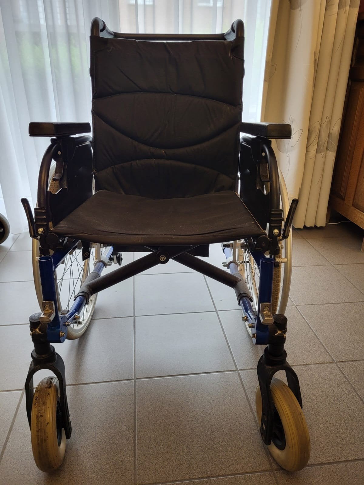 Rolstoel in gebruikte staat, Diversen, Rolstoelen, Ophalen