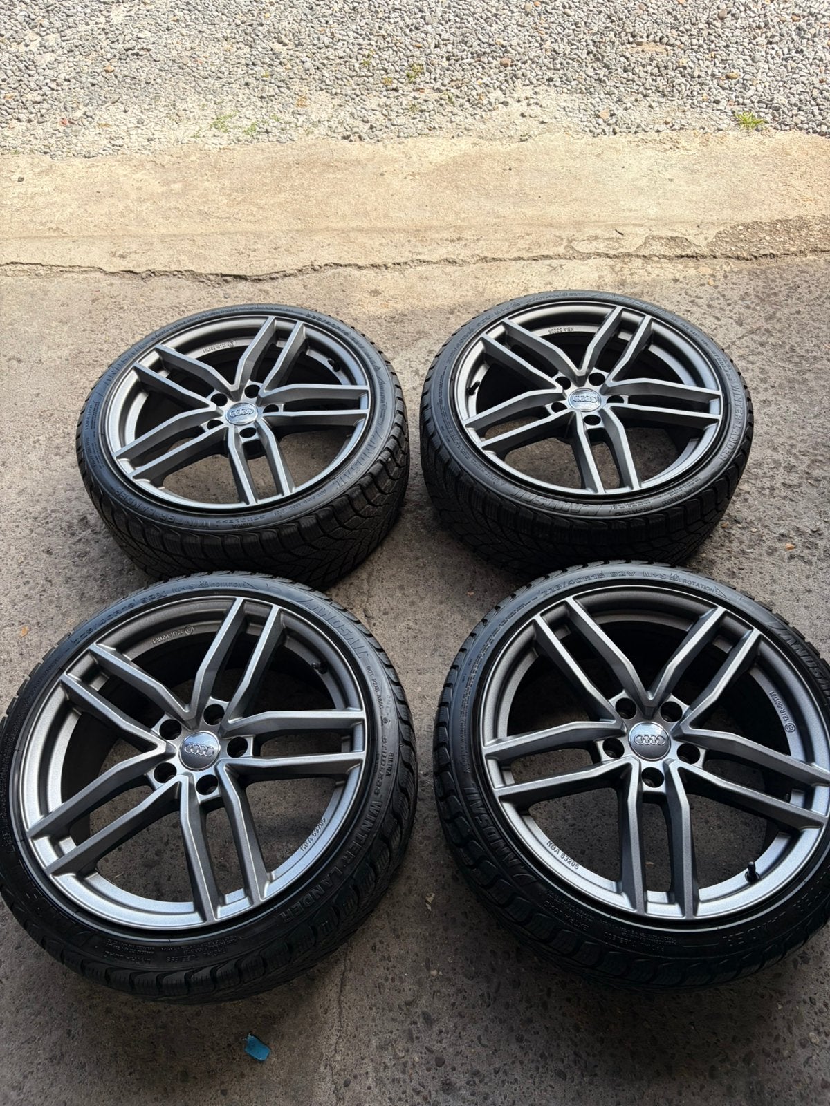 Velgen Winterset 18inch Audi A3 VW Golf ,Caddy, Auto-onderdelen, Banden en Velgen, Ophalen, 18 inch, Gebruikt, Banden en Velgen