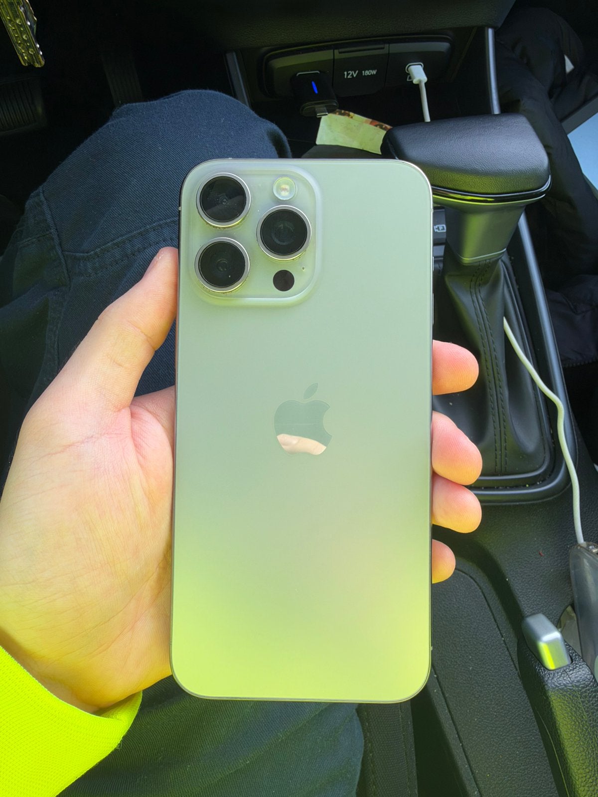 Iphone 15 pro max natural titanium 512Gb, Autres matériaux, Comme neuf, Enlèvement, Argent
