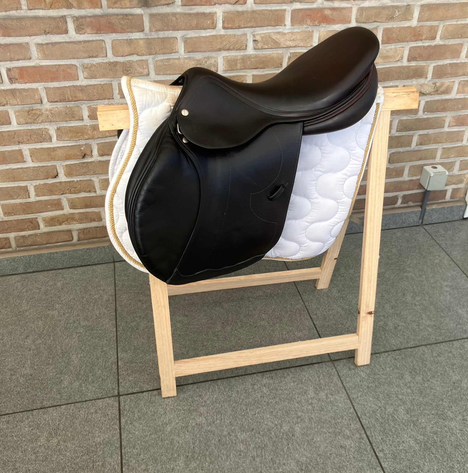 Springzadel Equipe Extreme 17,5 inch
