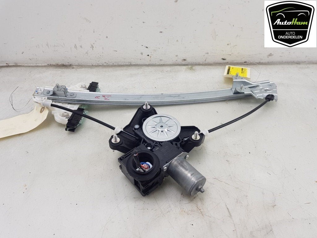 VITRE MECANISME AVANT GAUCHE Toyota Yaris Cross (PB1 / PJ1), DENSO EUROPE B.V., Info@denso.nl, Toyota, Utilisé