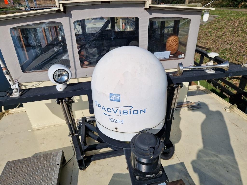 Satellietschotel KVH TracVision TV4 EUR, Enlèvement, Utilisé, Antenne (parabolique)
