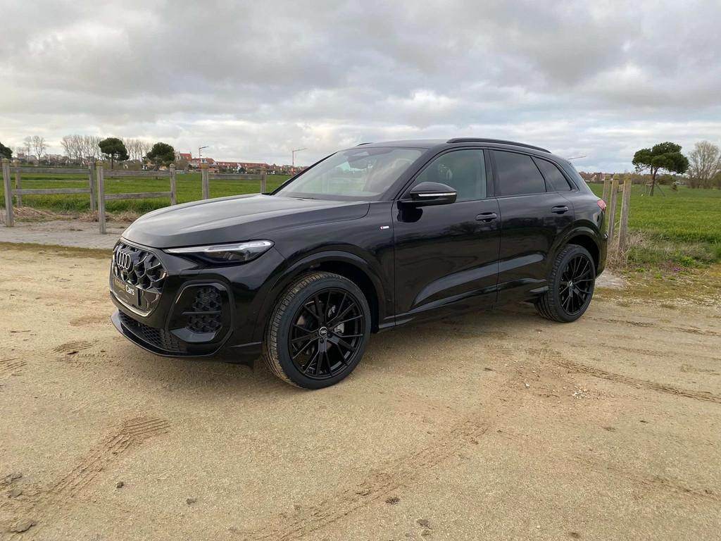 Audi Q5 S-Line Pack,Camera,Navigatie,Adaptieve cruiscontrol,, Auto's, Audi, Automaat, https://public.car-pass.be/vhr/5531a6d3-22c4-49f3-b45c-f0a00de08ecd