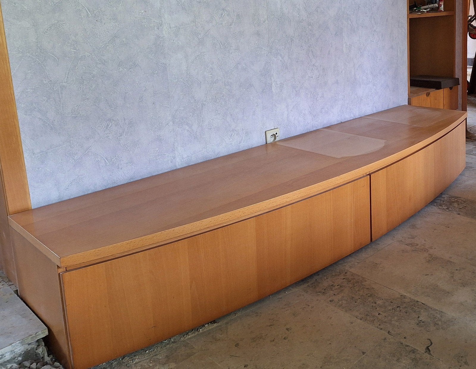 Beuken lowboard 2m20x 60/40 cm, Huis en Inrichting, Ophalen