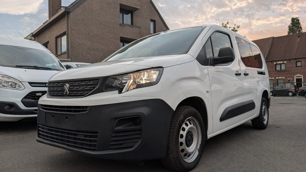 Peugeot Partner Maxi 1.5 BlueHdi 84000km Garantie 8200+Btw, Autos, Camionnettes & Utilitaires, Entreprise, Achat, Mercedes-Benz Certified