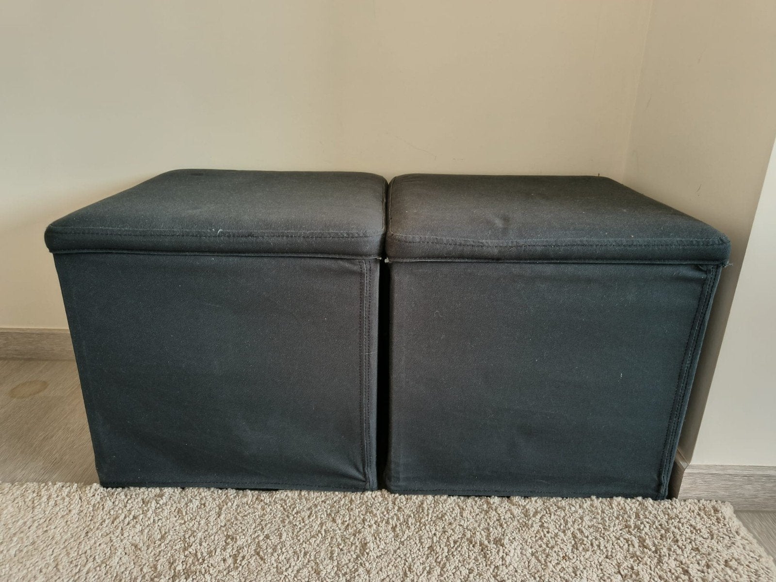 Set van 2 zwarte opvouwbare opbergpoefen / hockers – Stof, Maison & Meubles, Canapés | Repose-pieds & Poufs, Enlèvement, Tissus