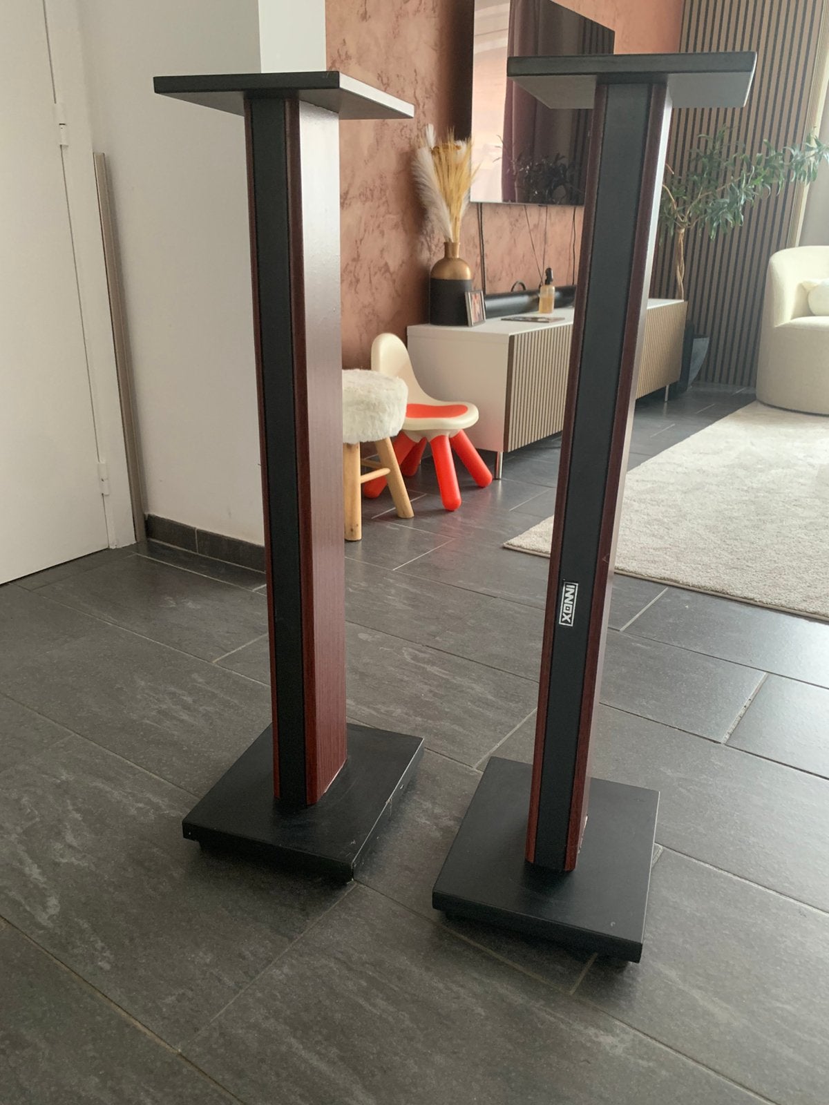 Innox IVA S-2luidsprekerstatieven, Audio, Tv en Foto, Luidsprekerboxen, Ophalen, Gebruikt